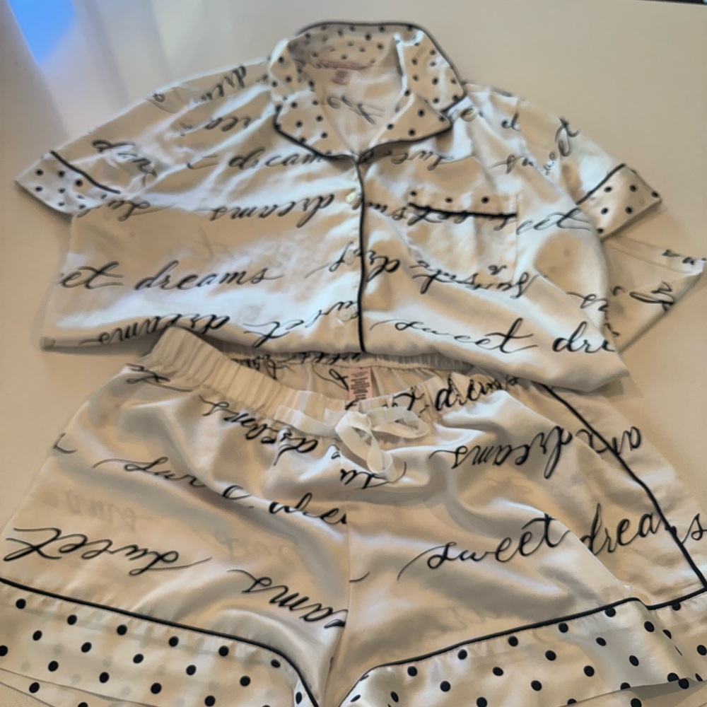 Victoria Secret White and Black Polka Dot Pajama Set size S silky to touch - Picture 3 of 5